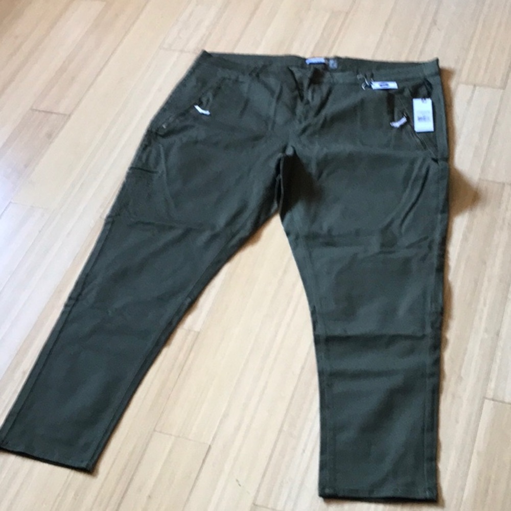 Dexclothing green pants ! super comfy